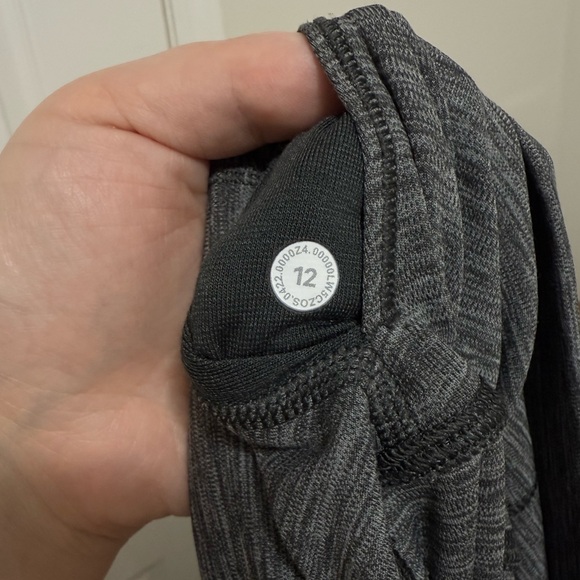 Lululemon Align High-Rise Leggings, 25” inseam, Size 12, Heathered Graphite Gray - Picture 6 of 6